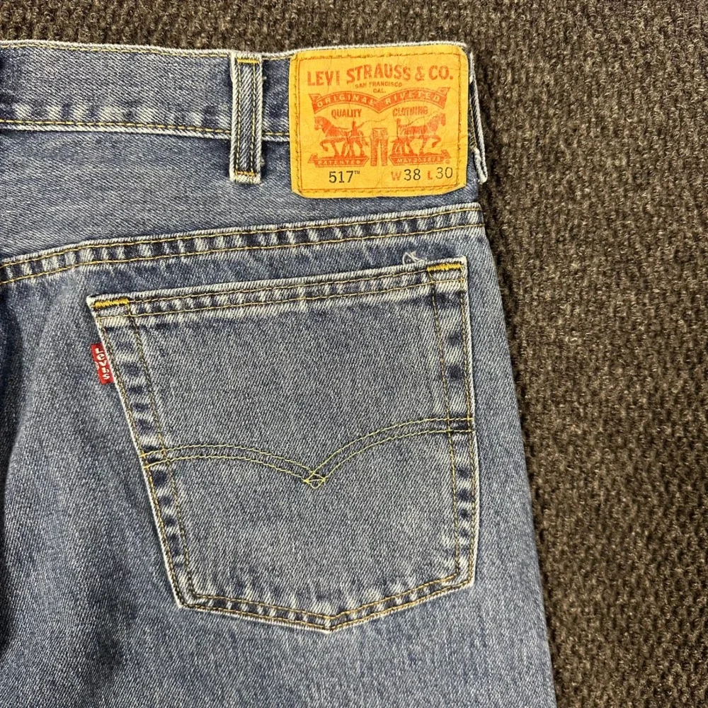 Levis levi 517